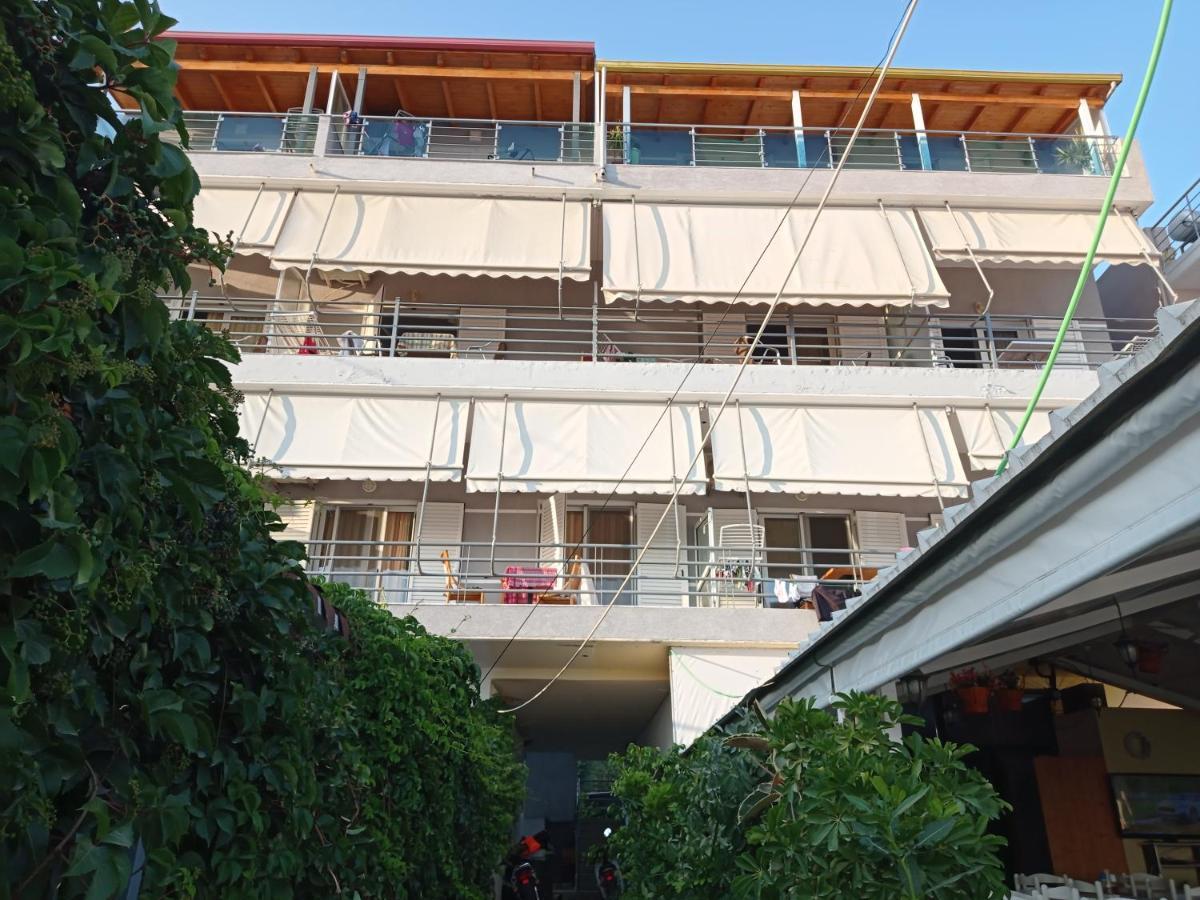 Wave N' Sea Apartments Himarë Extérieur photo